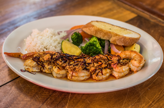 Camarones al mojo de ajo